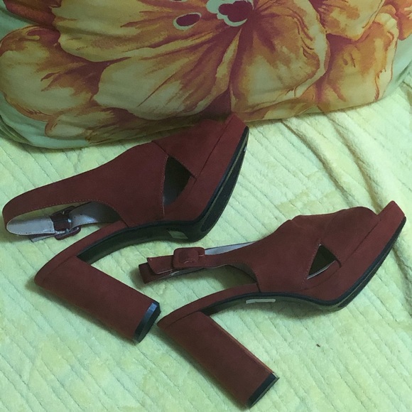 C COMFORT est 1946 SZ 9W SANDALS HEE - Picture 6 of 6